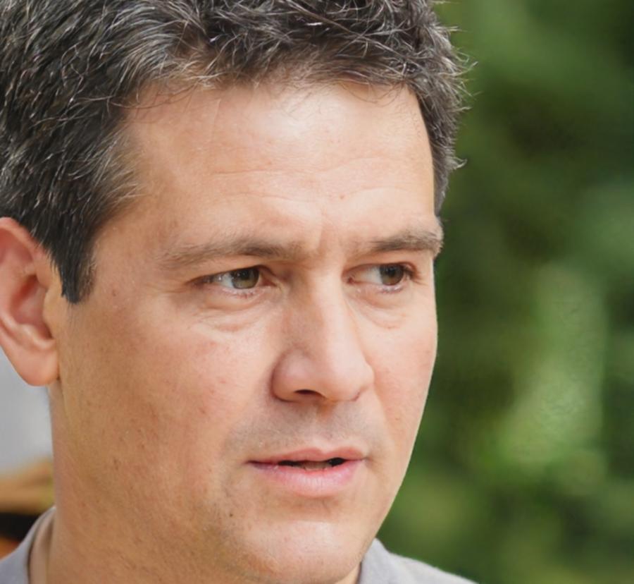 Ritratto di Davide Castellano, musicista