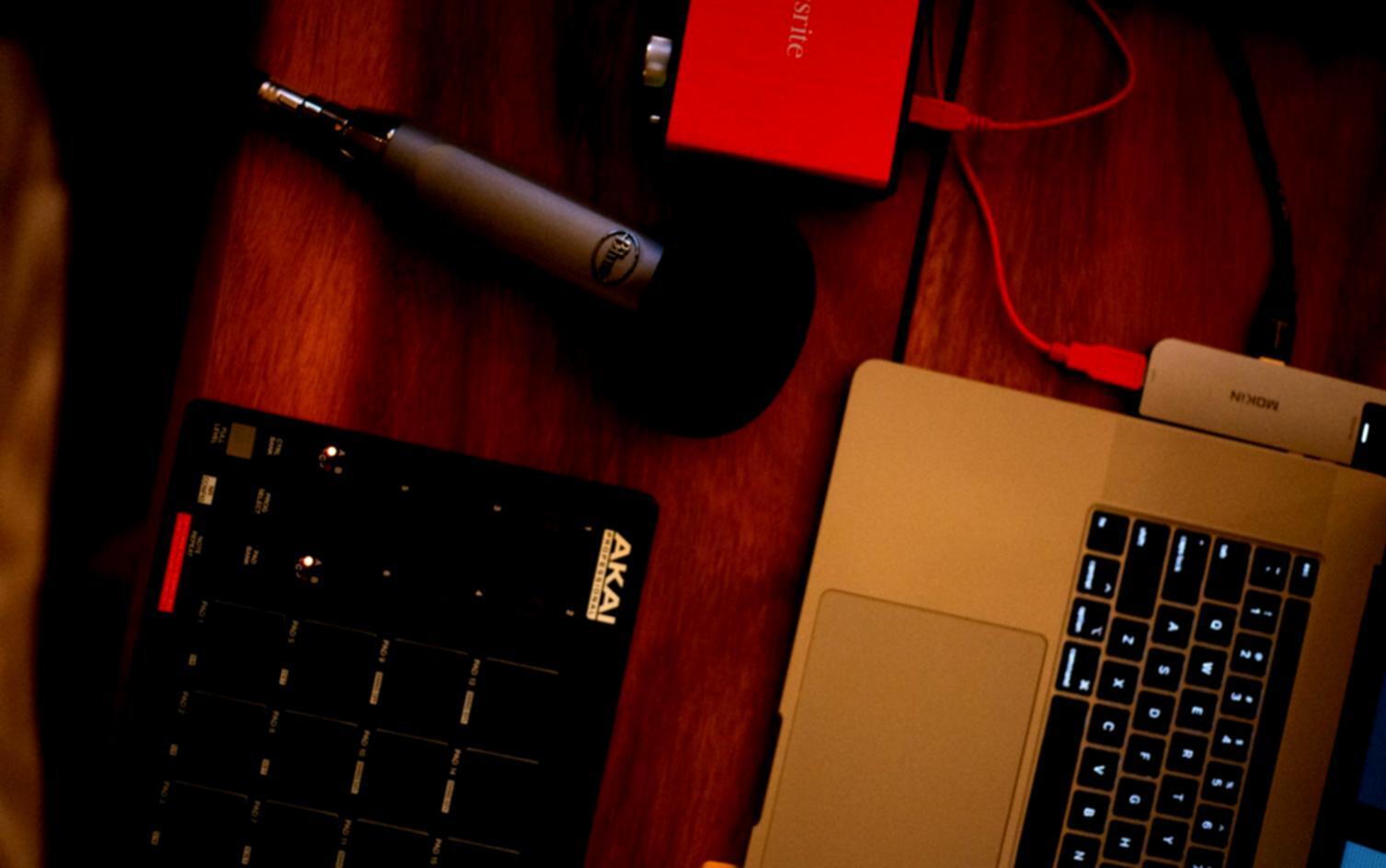 Sessione di songwriting collaborativo